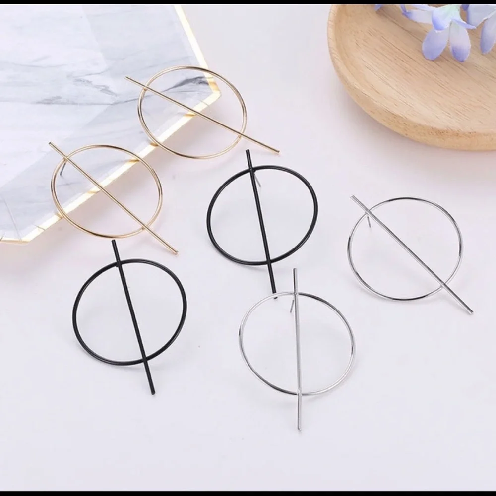FREE❗️WITH BUNDLE❗️ Black Geometric Big Circle Earrings Silver/Black/Gold NWT - Picture 5 of 8